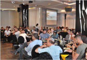 בדק בית – שכיר או עצמאי